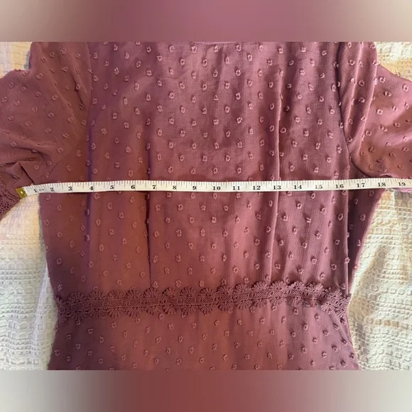 Lulu’s Rose Mauve Lace Trim Midi Dress | Tiered Swiss Dot | Size M - Picture 7 of 8